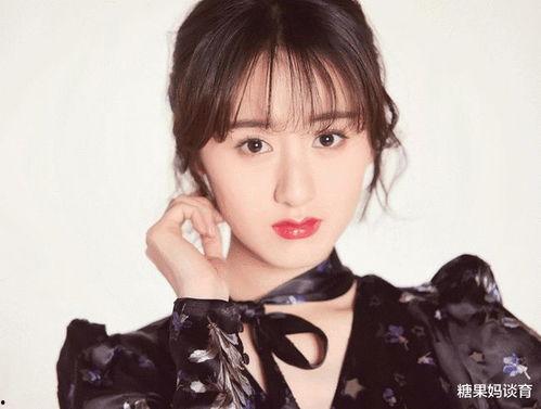 娱乐吃瓜酱袁冰妍,娱乐吃瓜酱的甜蜜瓜田之旅